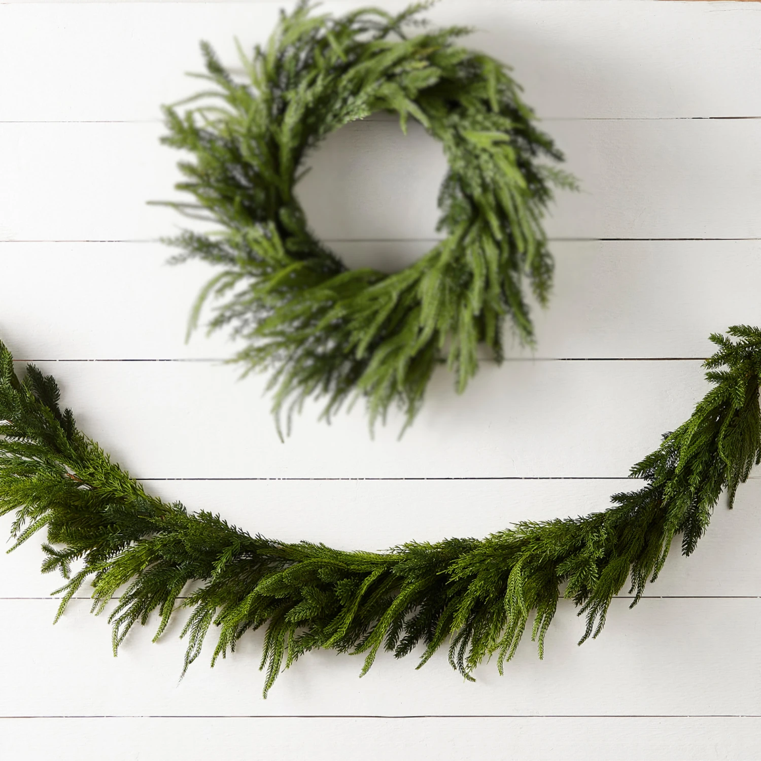 Raz 6' Mixed Greenery Real Feel Christmas Garland G4511630 1 Raz 6' Mixed Greenery Real Feel Christmas Garland G4511630